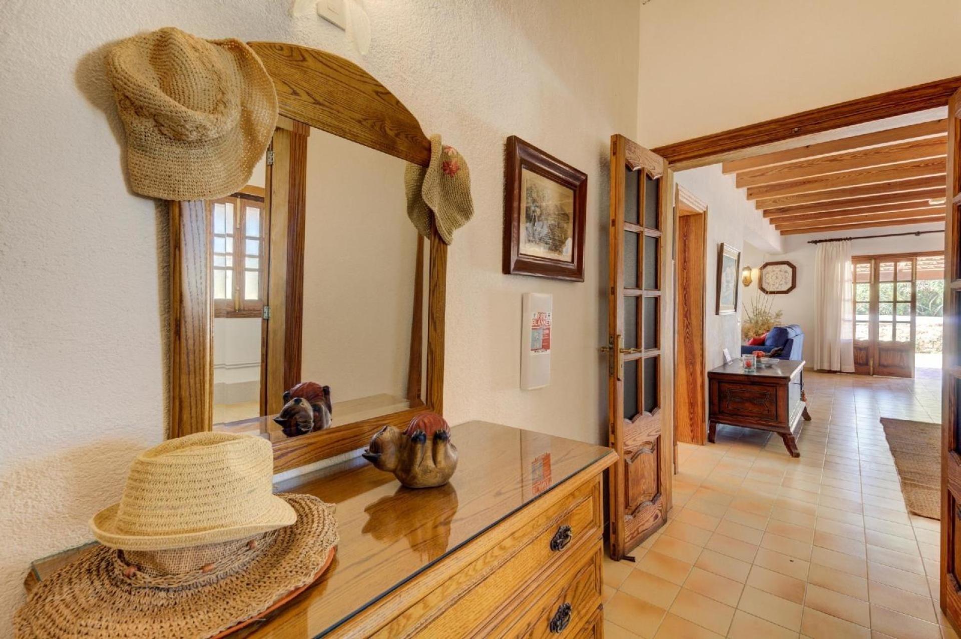 Mit Privatpool Fuer 6 Personen Ca 300 Qm In Alcdia, Mallorca Nordkueste Von Mallorca Holiday home Alcudia (Mallorca)